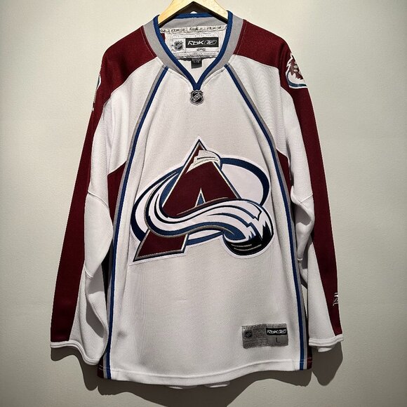 Reebok NHL Men's Large Colorado Avalanche Hockey Players Jersey - Picture 1 of 6